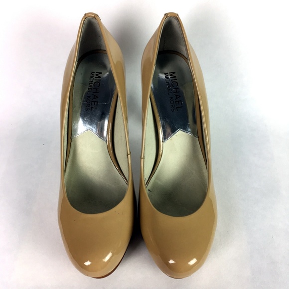 MICHAEL Michael Kors Ionna Platform Nude Pump 7 - Picture 2 of 8